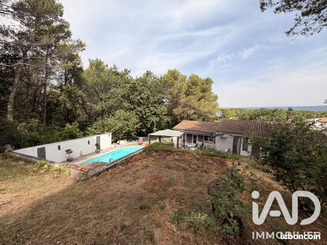 Maison 4 pièces 94 m² · à La Roque-d'Anthéron · 94 m² · 449 000 €