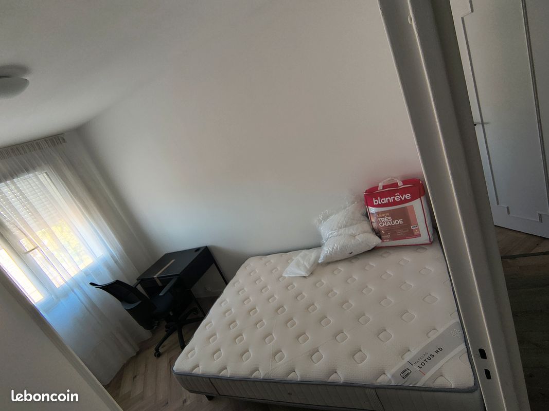 Appartement 1 pièce 10 m² · à Saint-Michel-sur-Orge · 10 m² · 580 €/mois