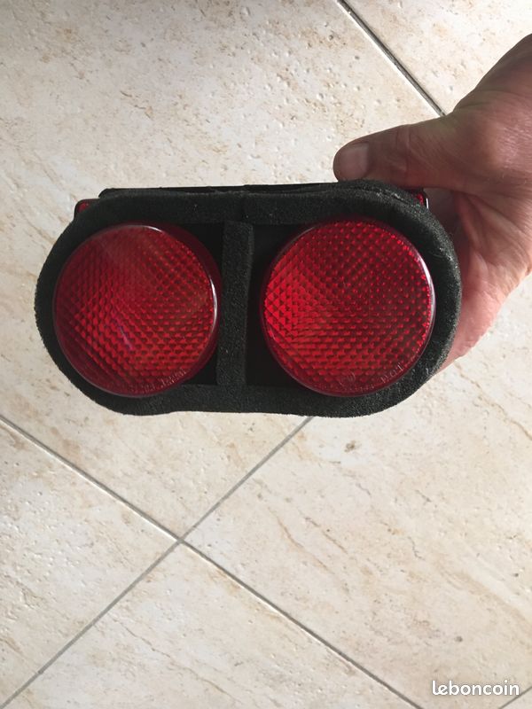 Original Feux arrière yamaha R1 98 (image 1)