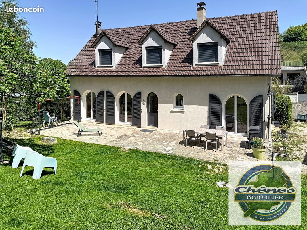 Maison 7 pièces 144 m² · à Quenne · 144 m² · 258 000 €
