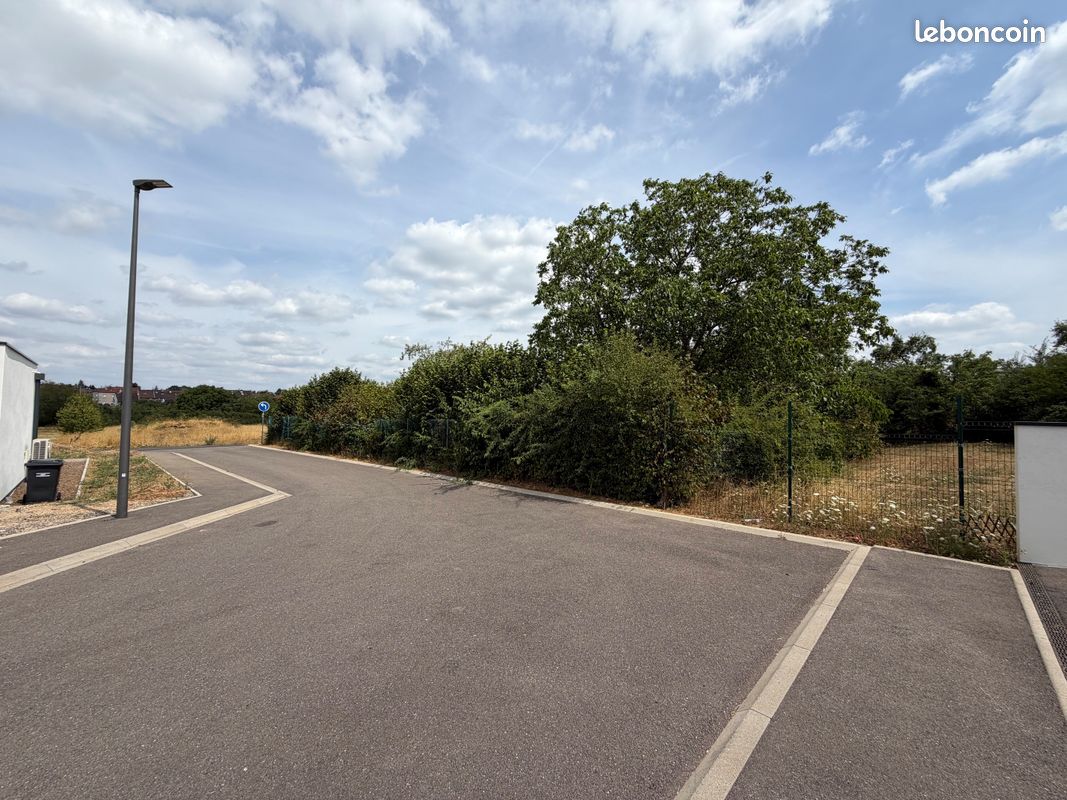 TERRAIN de 453m² à METZERVISSE (2 parcelles) · 112 000 €