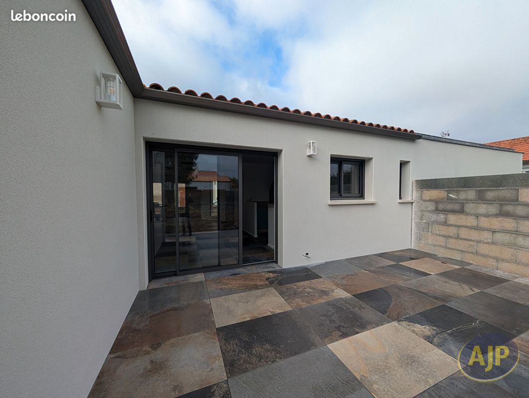 Maison 4 pièces 101 m² · à Cugand-la-Bernardière · 101 m² · 900 €/mois