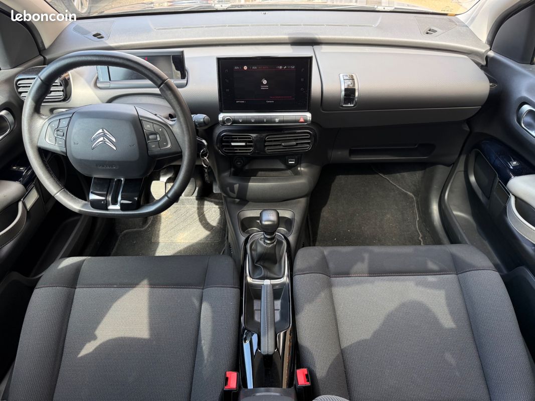 Citroen c4 cactus 1.2 puretech 110ch feel business toit panoramique courroie changee (image 3)