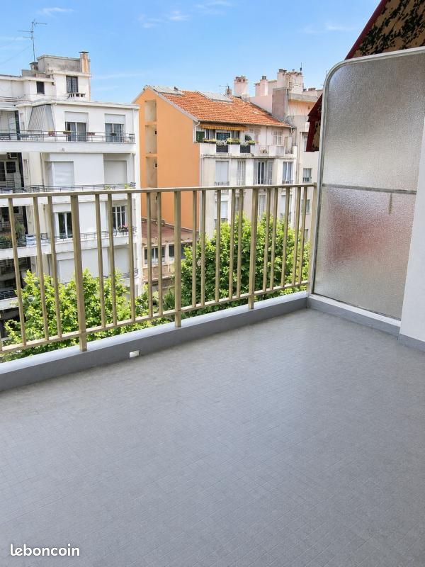 Appartement 2 pièces 47 m² · à Nice · 47 m² · 180 000 €