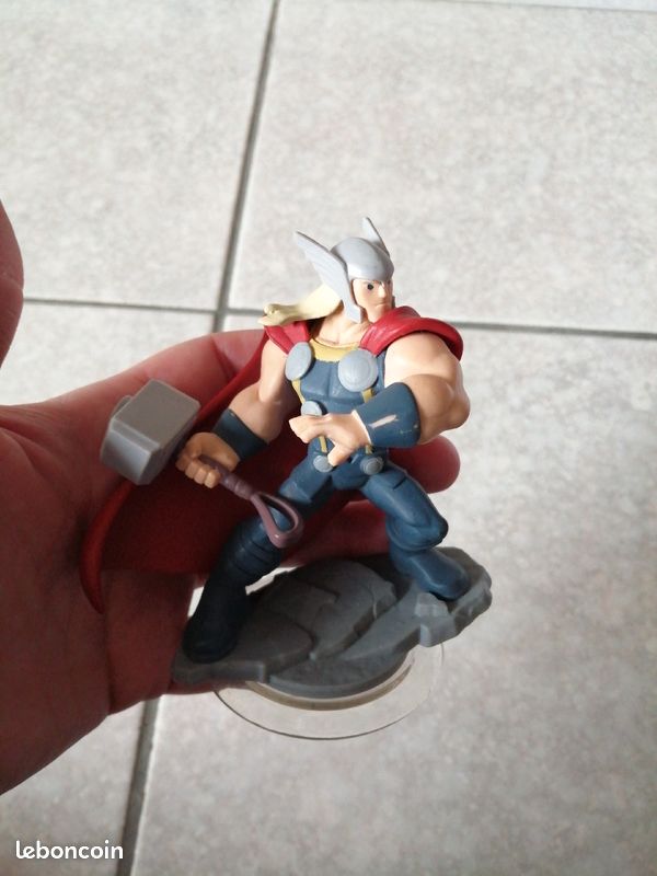 Figurine disney infinity marvel thor très bon état (image 2)