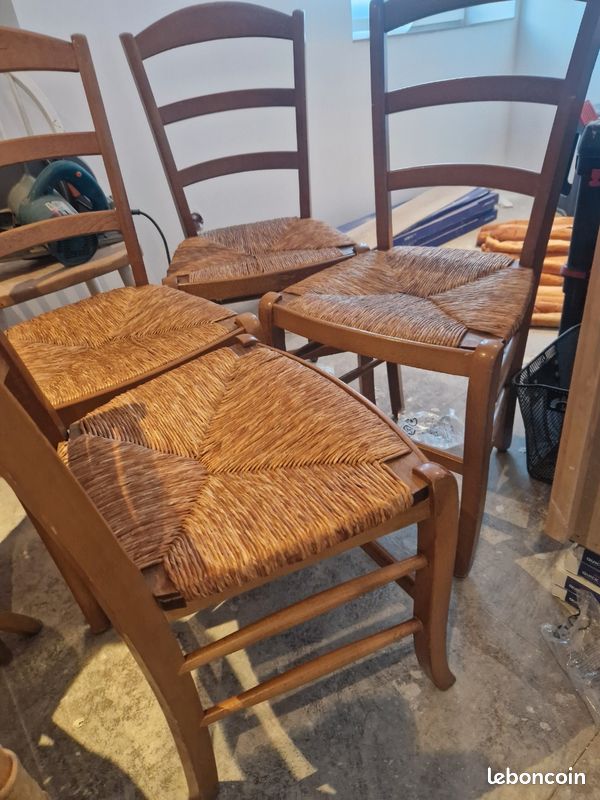 4 Chaise en bois en paille (image 1)