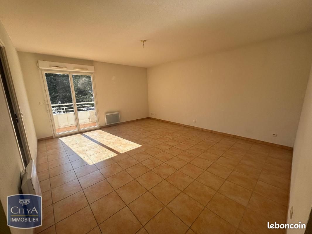 Appartement 3 pièces 64 m² · à Château-Arnoux-Saint-Auban · 64 m² · 110 000 €
