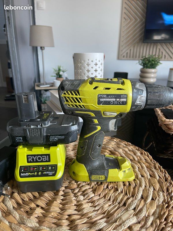 Pack visseuse Ryobi 18v avec chargeur et batterie (image 2)