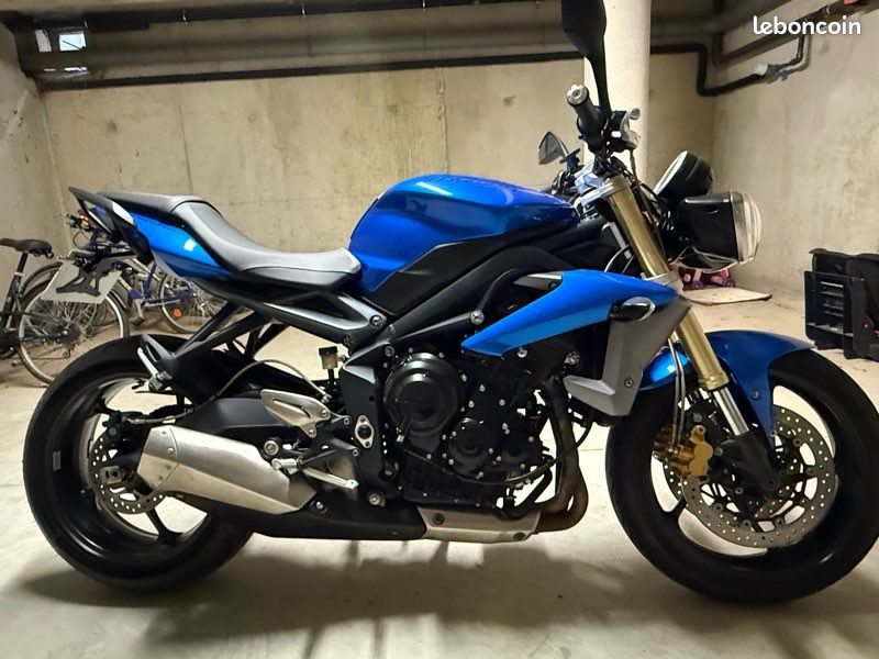 Triumph street triple 675 (image 1)