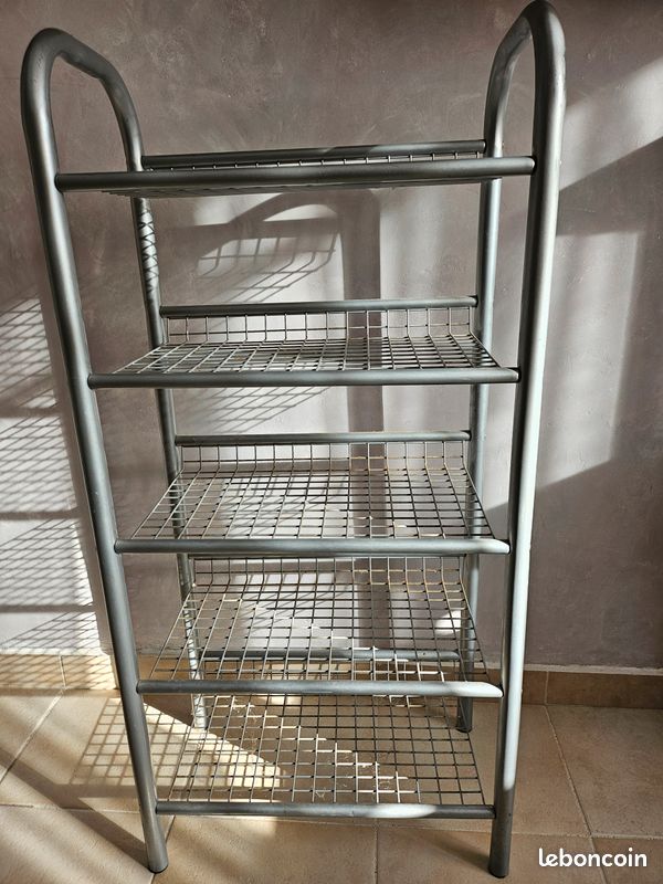 Meuble étagères en métal chromé (image 1)