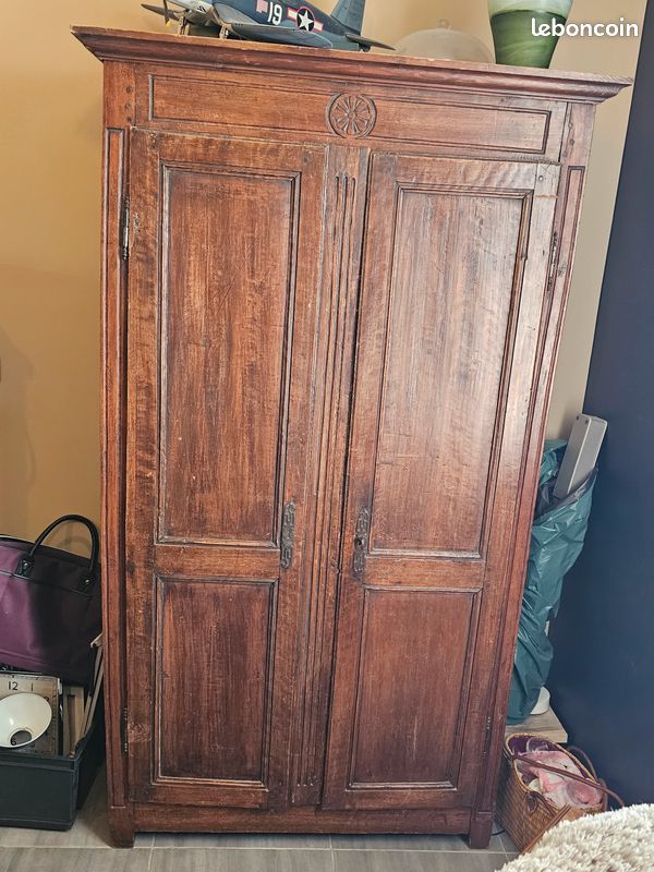 Armoire ancienne (image 1)