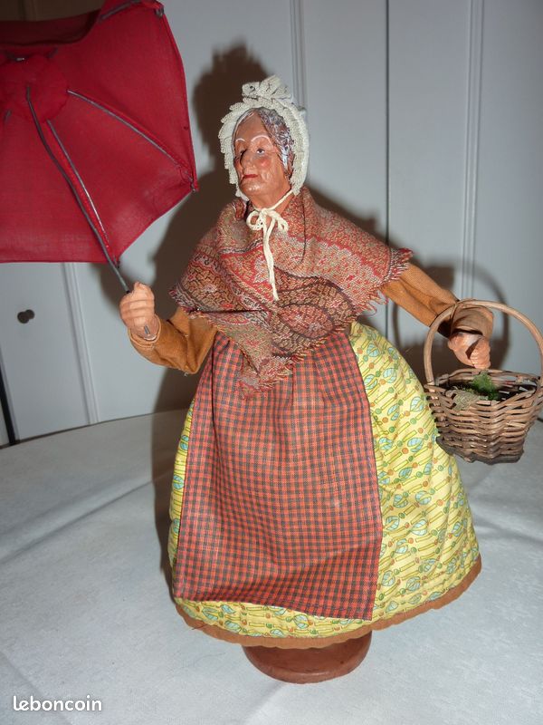 SANTON DE PROVENCE Vieille Femme Porteuse De Fagot Signe Fouque Aix