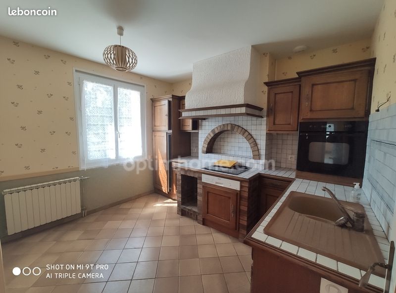 Maison 6 pièces 190 m² - Magnac-sur-Touvre 16600 (image principale 3)