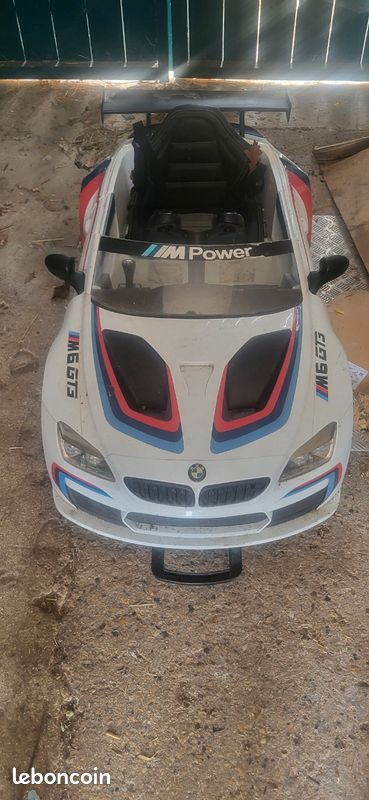 Bmw m6 (image 1)