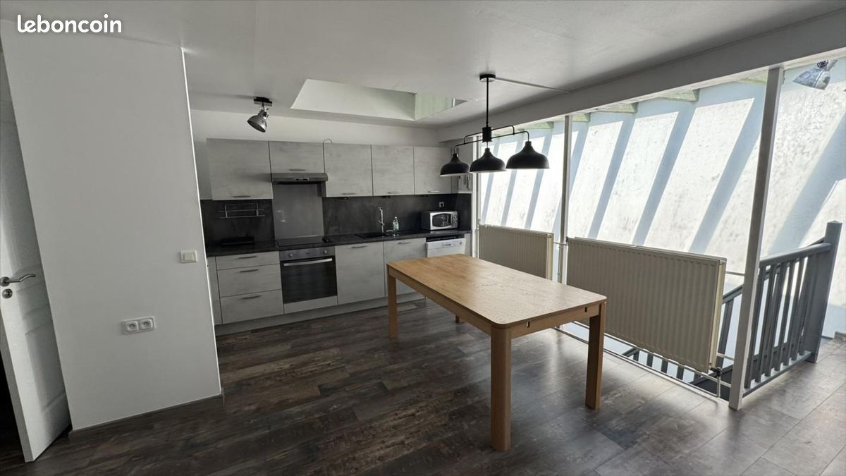 Appartement 5 pièces 101 m² · à Nancy · 101 m² · 1 450 €