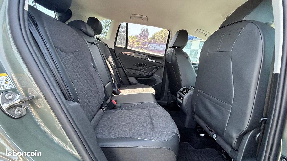 Volkswagen TIGUAN 2.0 TDI 150CH LIFE PLUS DSG7 (image 6)
