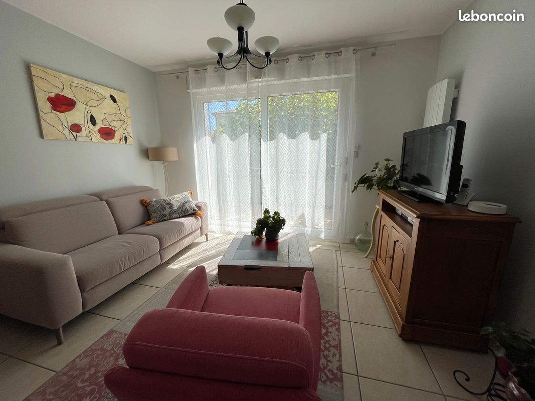 Appartement 3 pièces 65 m² · à Saint-Paul-Trois-Châteaux · 65 m² · 180 000 €