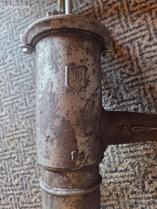 Pompe a eau manuelle (image 3)