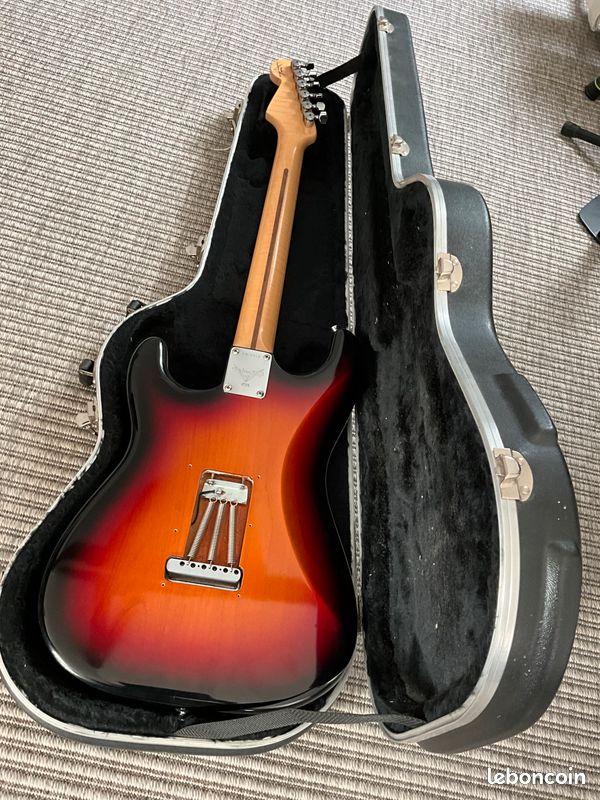 FENDER STRAT Custom Shop Contemporary Series 2001 (image 7)