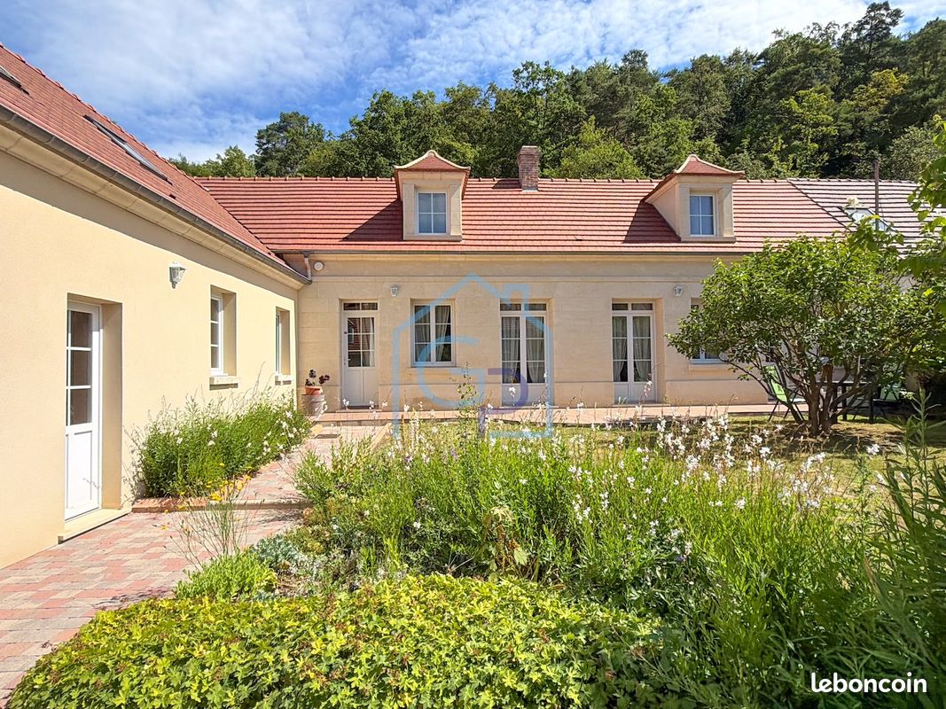 Maison 6 pièces 186 m² · à Verneuil-en-Halatte · 186 m² · 419 000 €