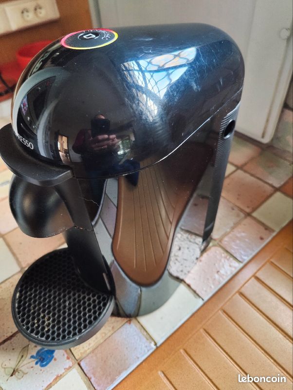 Machine a café Nespresso vertuo (image 1)