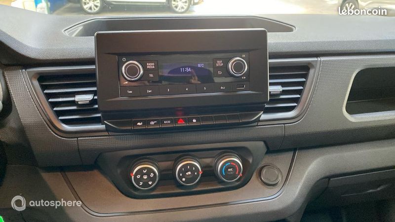 Renault Trafic Véhicule utilitaire ou Société L1H1 3T 2.0 Blue dCi 130ch Confort E6E (image 19)