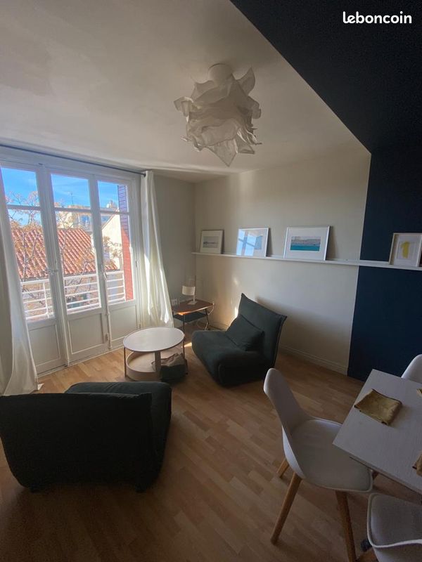 Appartement 2 pièces 43 m² · à Toulon · 43 m² · 810 €