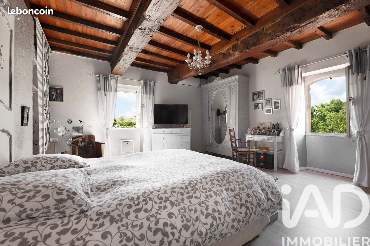 Propriété 8 pièces 387 m² (image 14)