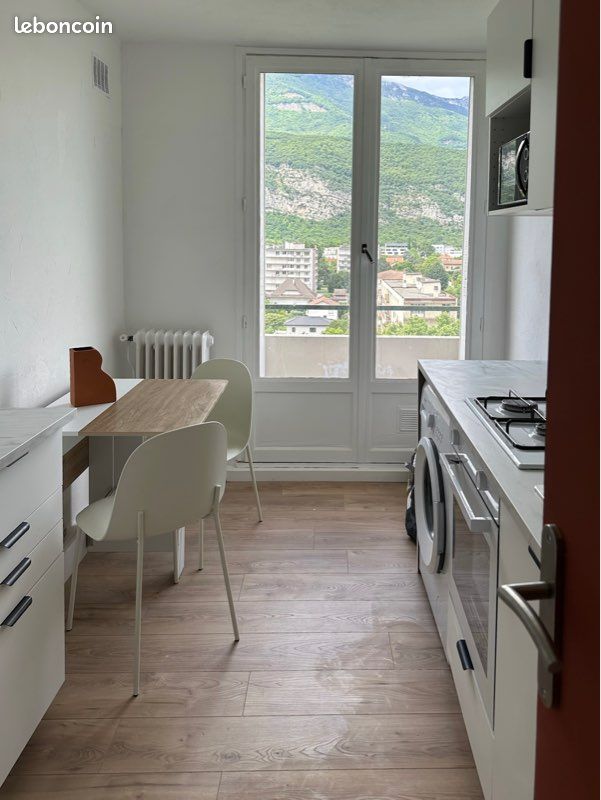 Appartement 2 pièces 27 m² · à Échirolles · 27 m² · 615 €/mois