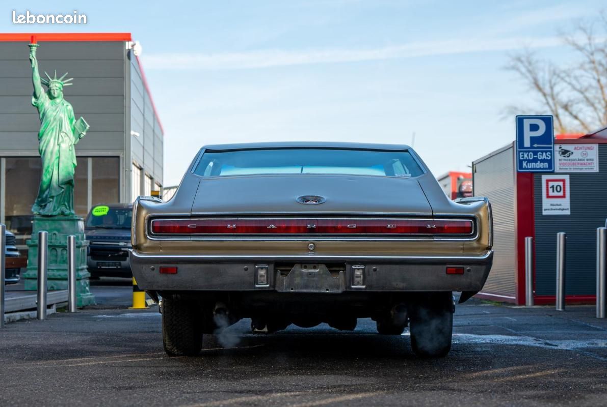 Dodge Charger 6.2 V8 – Collection 1967 325 ch (image 8)