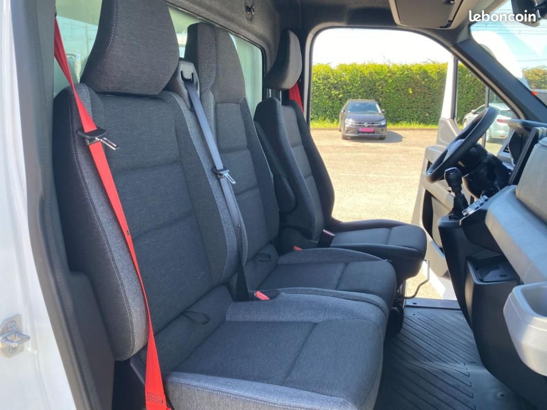 Renault Master CAISSE 170 CV L4 RJ 3T5 20M3 HAYON PORTE LATERALE CAPUCINE (image 11)