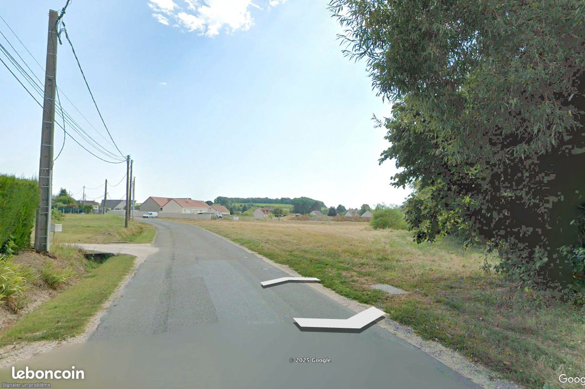 Terrain viabilisé 1300 m2 · à Thésée · 22 000 €