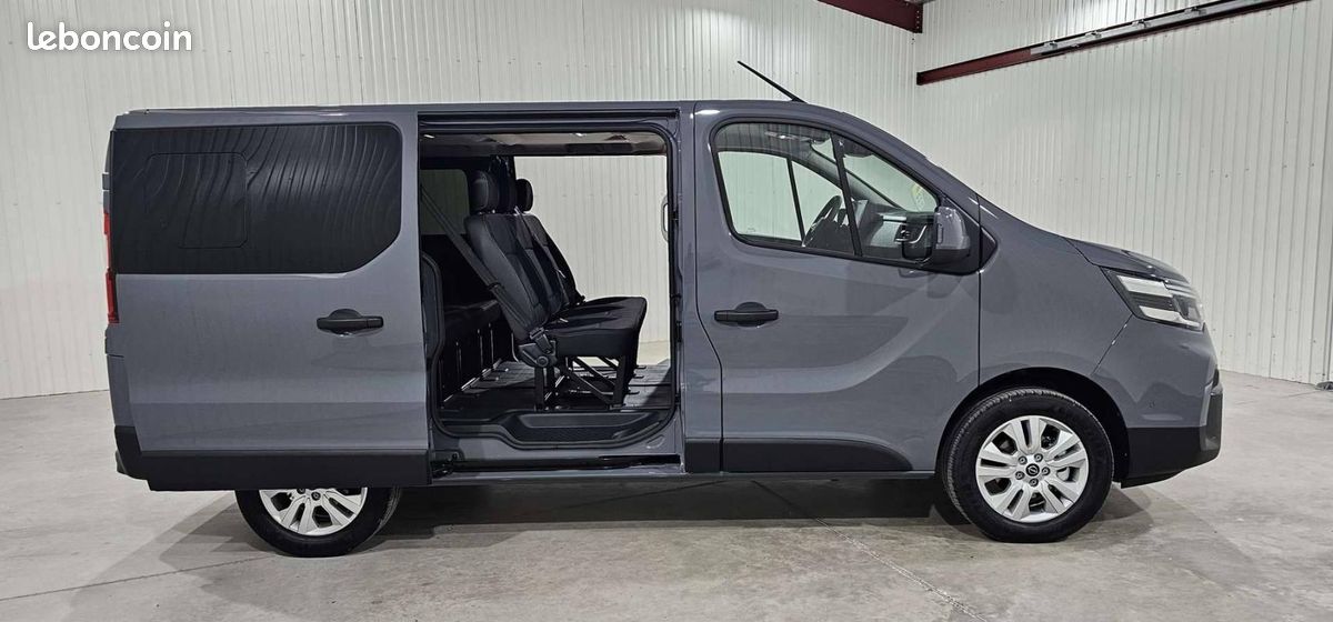 Nissan Primastar COMBI L1H1 3.0t 2.0 dCi 170 S/S BVA9 Tekna 8 pl (image 24)