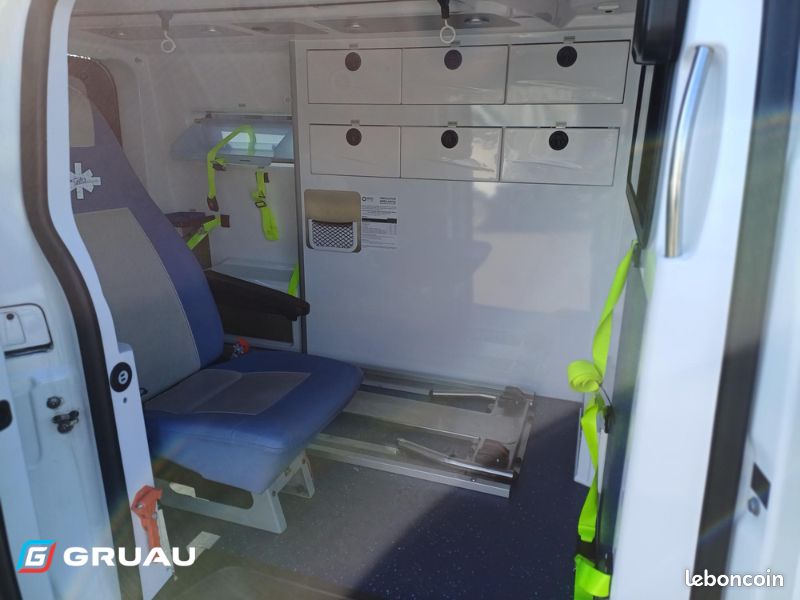 Citroen JUMPY III L2H1 AMBULANCE GIFA GRUAU 2.0 HDI 120 CH 7CV BM SUSPGIFA CONFORT (image 7)