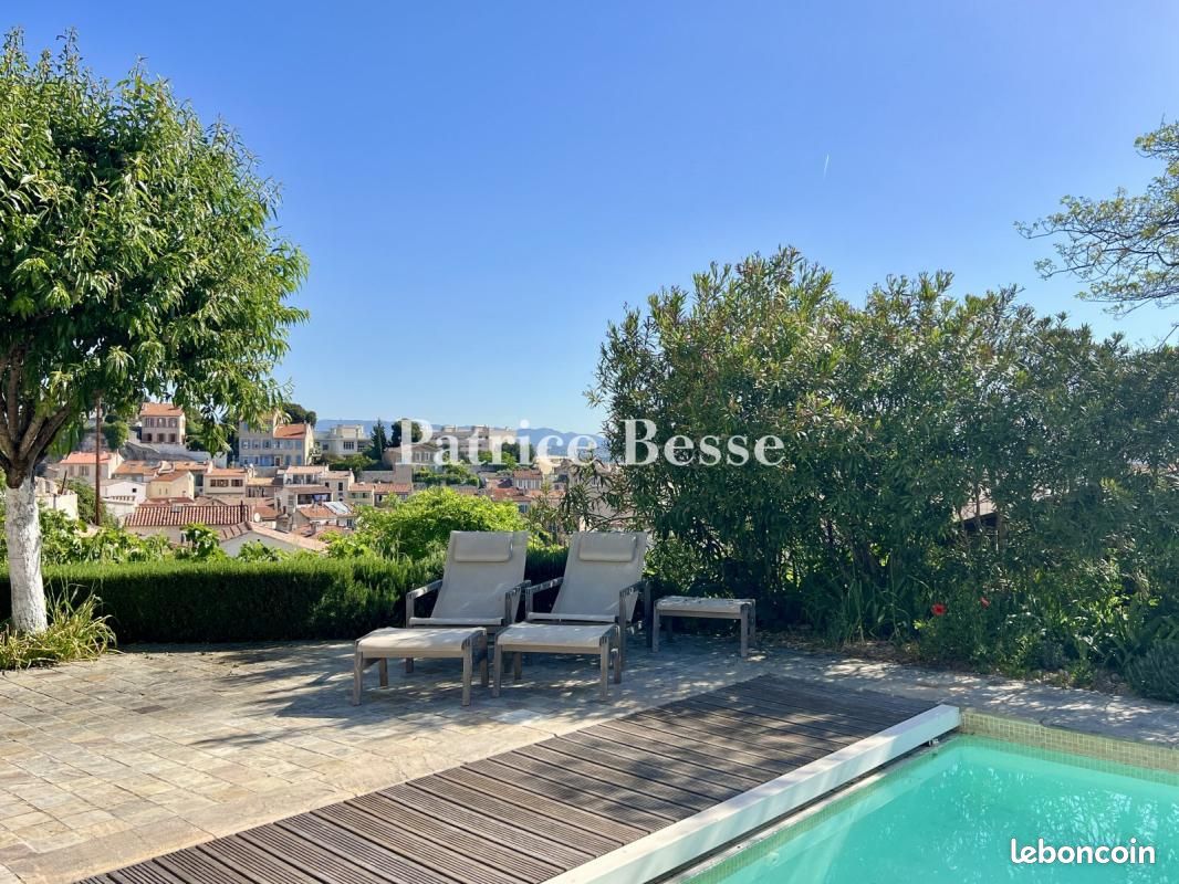 Maison 8 pièces 272 m² · à Marseille · 272 m² · 2 150 000 €