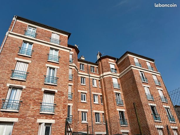 Studio 1 pièce 25 m²