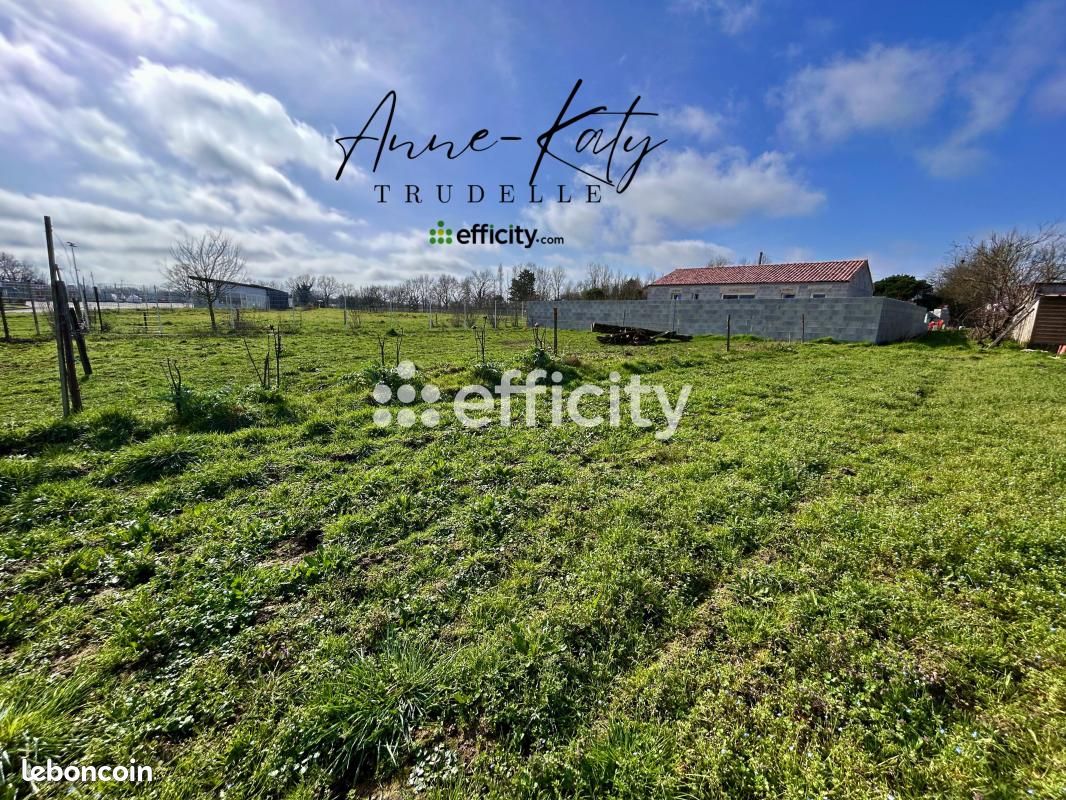 Terrain 669 m² Les Achards · 97 000 €