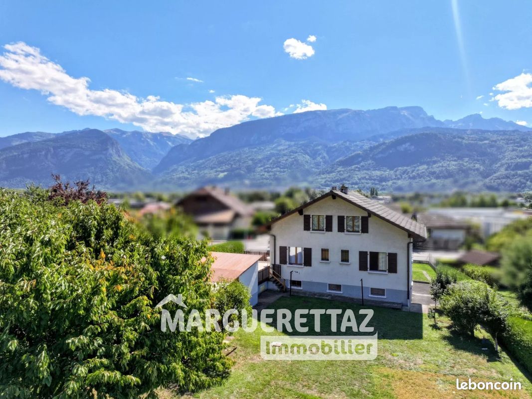 Maison 6 pièces 120 m² · à Thyez · 120 m² · 430 000 €