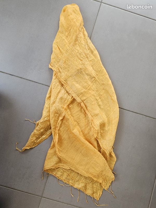 Foulard (image 2)