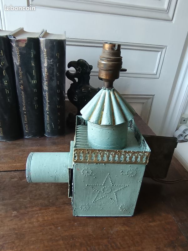 Ancienne lanterne magique électrifiée (image 1)