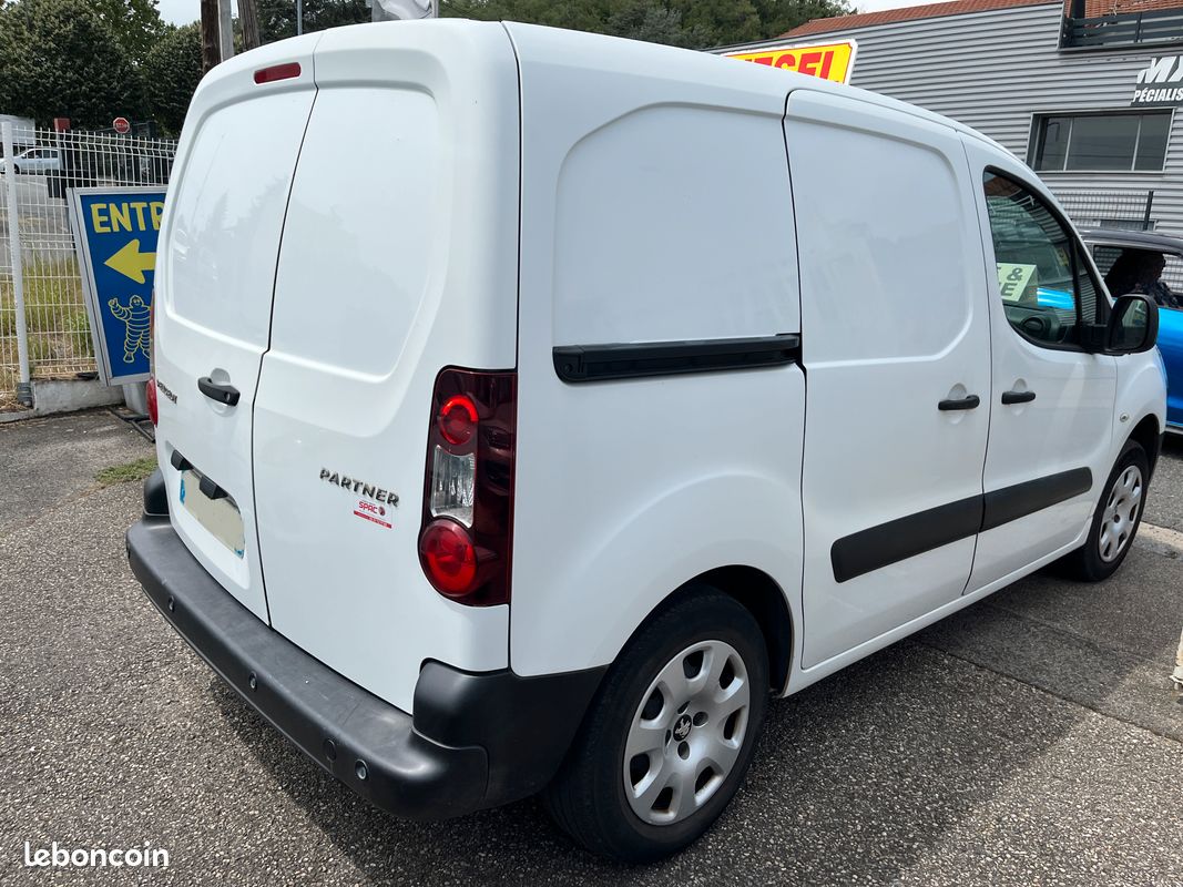 Partner 1.6 e-hdi utilitaire societe 3 places gps clim possibilité garantie 12 / 24 36 mois (image 3)