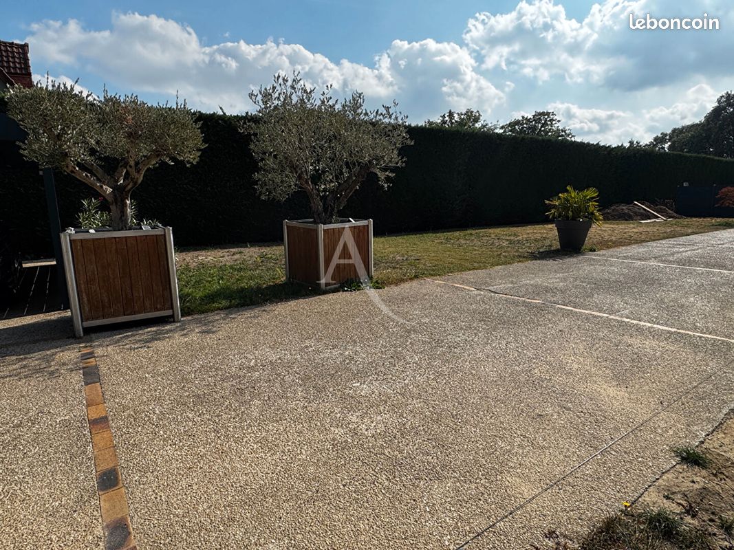 Terrain 350 m² · à Éragny-sur-Oise · 350 m² · 195 000 €