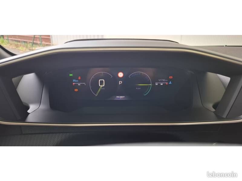 Peugeot 208 Hybrid 100 e-DCS6 GT (image 17)