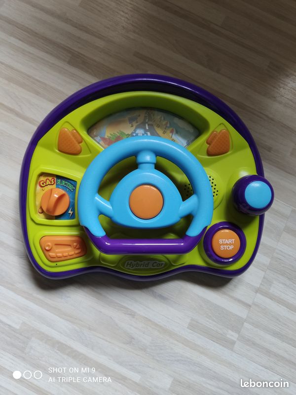 Volant voiture (image 1)