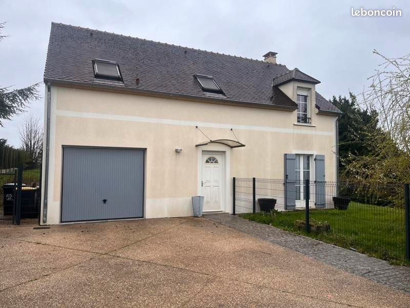 Maison 5 pièces 117 m² · à Marines · 117 m² · 397 500 €