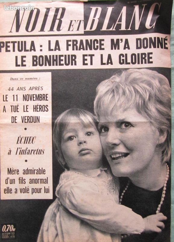 Noir et blanc revue magazine (17) Brigitte Bardot Petain Noel Ursula Andress Petula Clark Jane Fonda De Gaulle Douaumont (image 8)