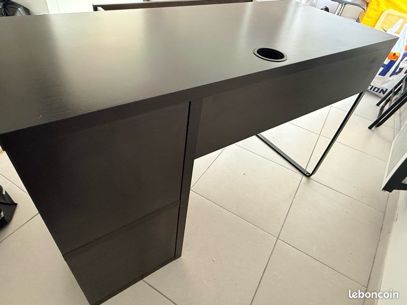 Bureau (image 4)