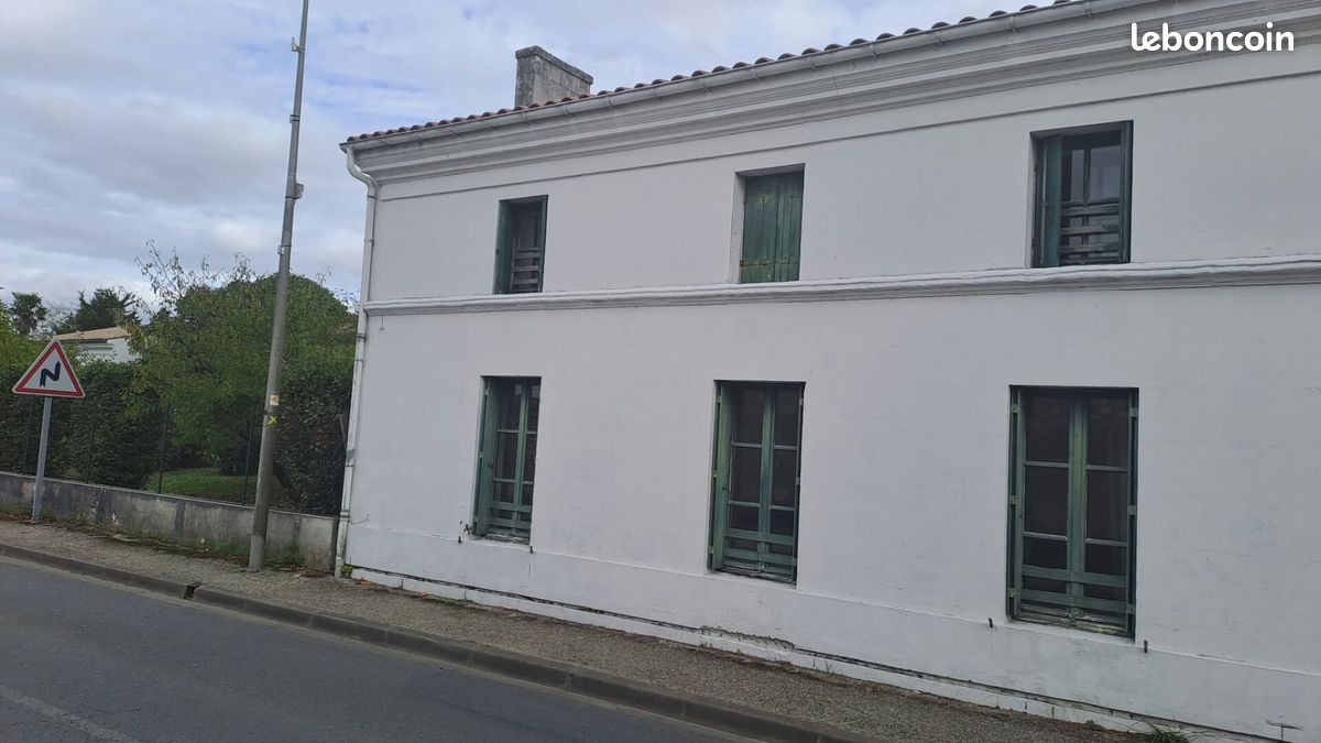 Maison 5 pièces 156 m² · à Saint-Sulpice-de-Royan · 156 m² · 220 000 €