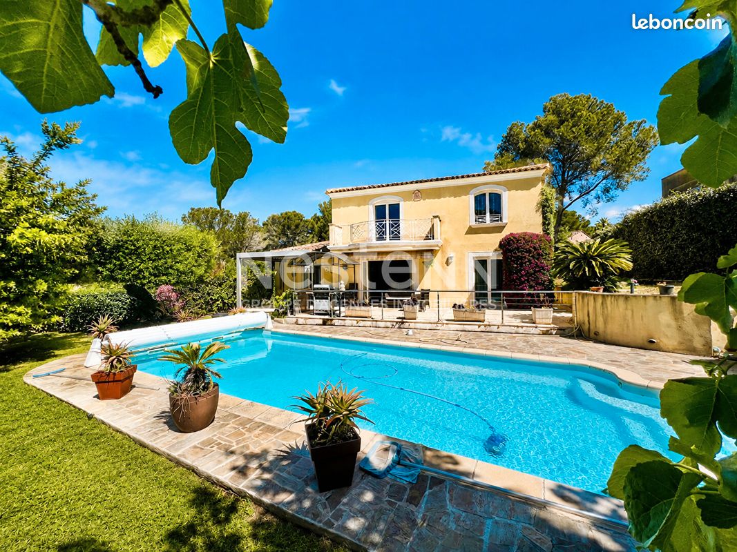 Maison 5 pièces 182 m² · à Saint-Raphaël · 182 m² · 896 000 €