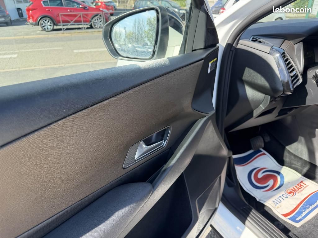 DS DS 7 CROSSBACK 1.6 PureTech - 225 Bva So Chic gps + clim + Radar AR (image 20)